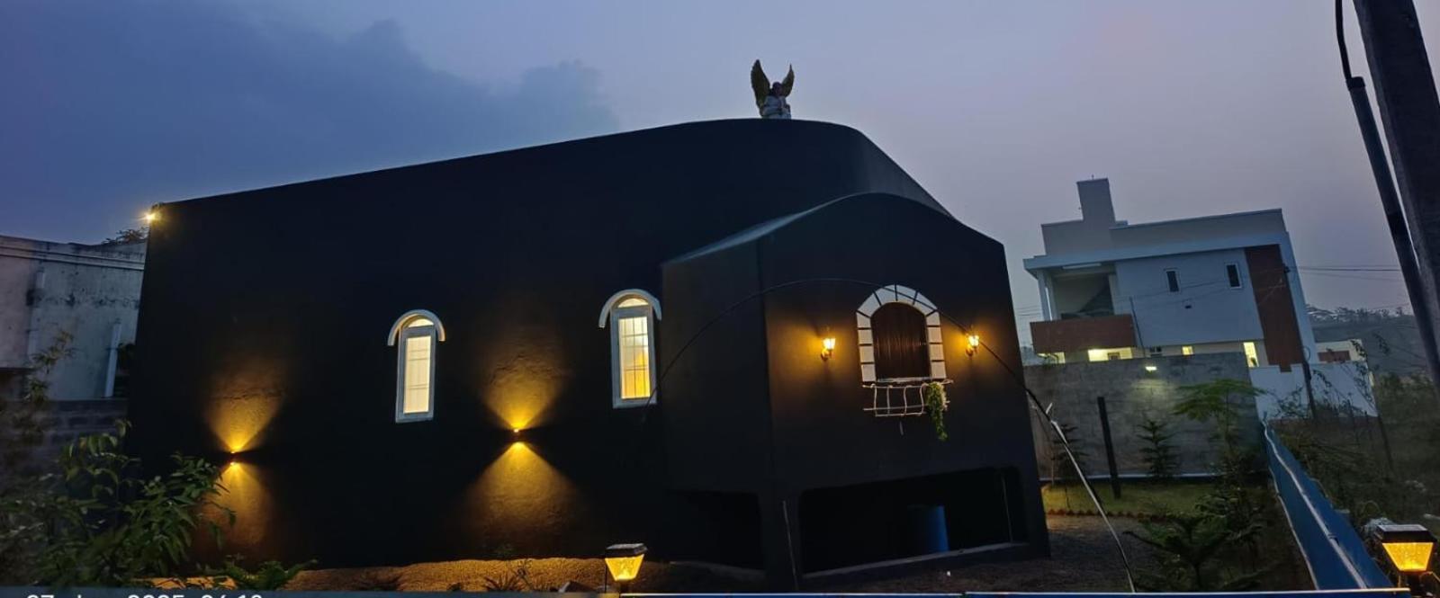 Caveman Guest House Пондичерри Экстерьер фото