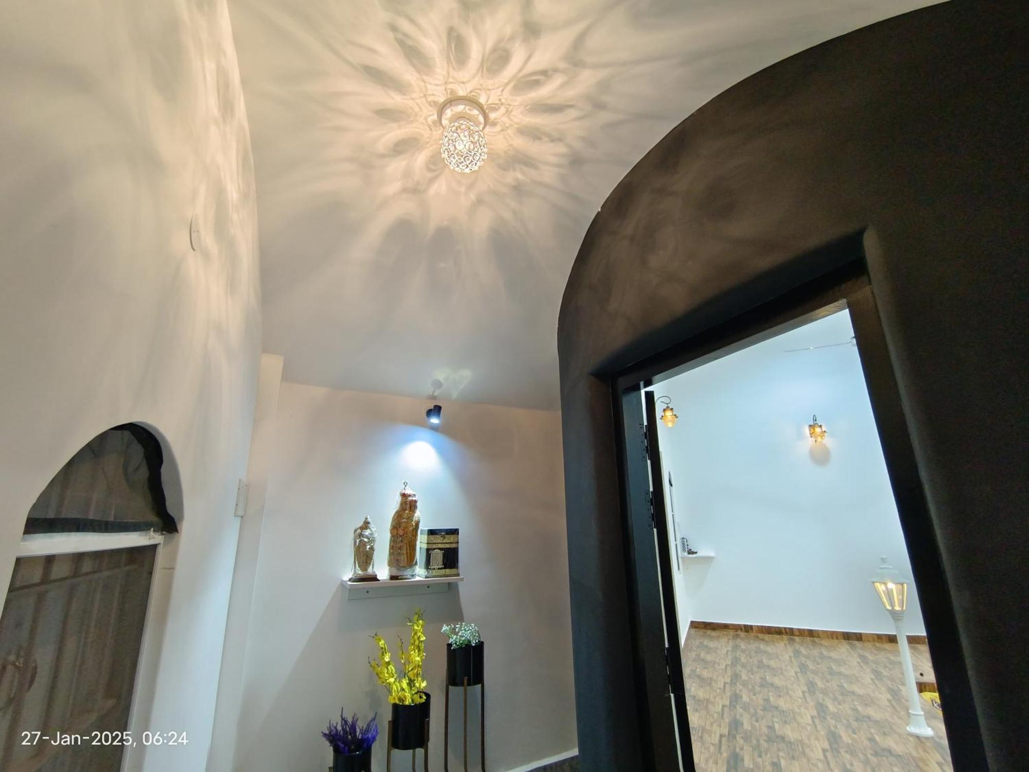 Caveman Guest House Пондичерри Экстерьер фото
