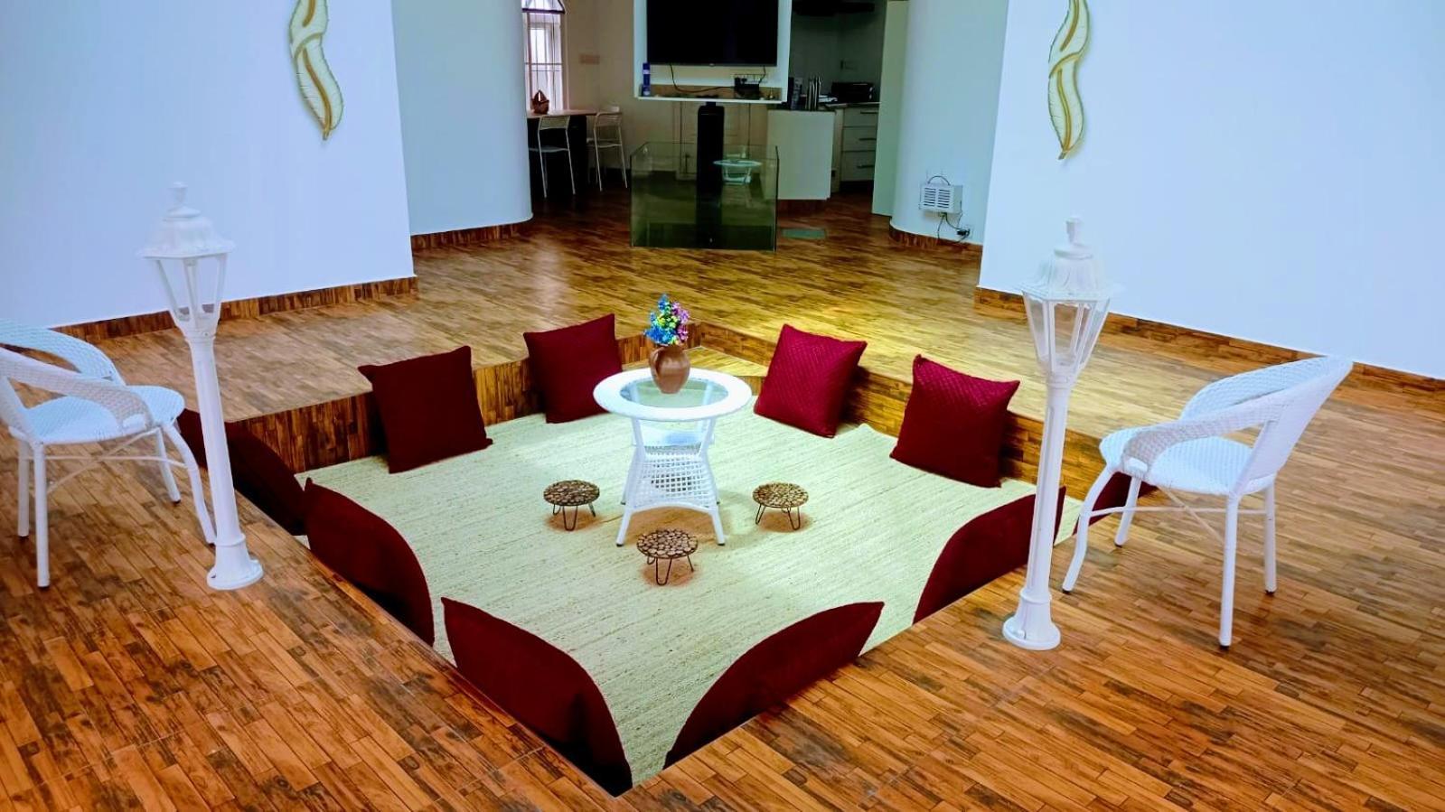 Caveman Guest House Пондичерри Экстерьер фото